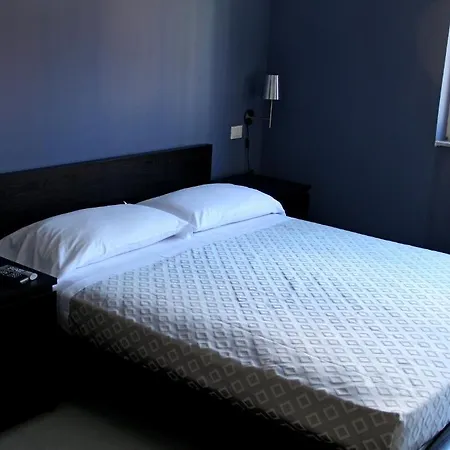 Sauro Hotel 2*