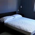 Sauro Szálloda 2*